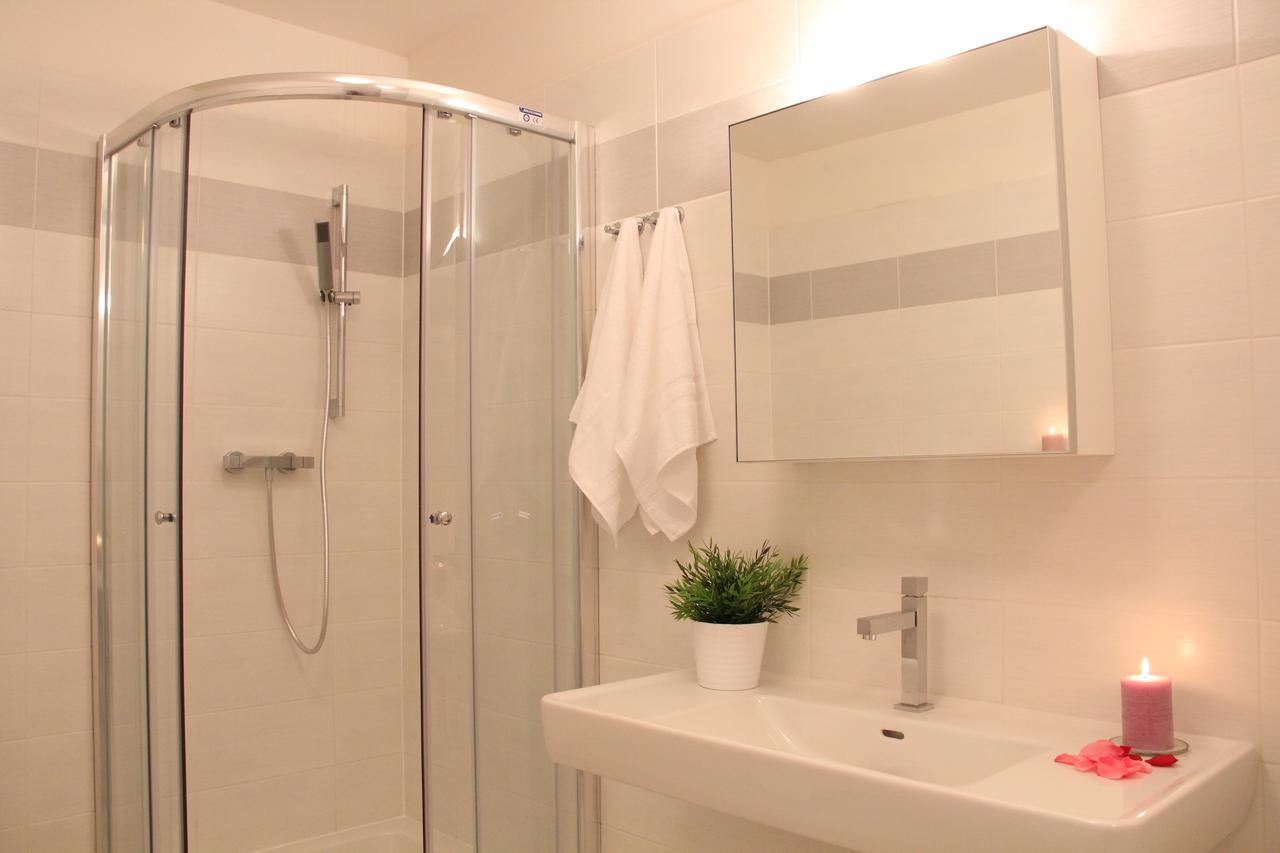 Central Prague Apartments Экстерьер фото