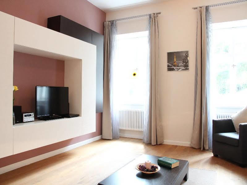 Central Prague Apartments Экстерьер фото