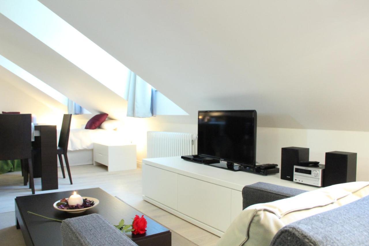 Central Prague Apartments Экстерьер фото